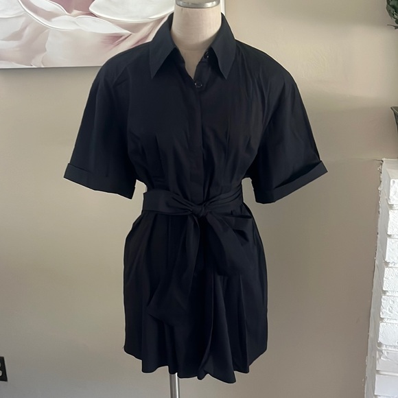 Haut Tunique Ceinturé Noir Et Doré Hype - Taille M, Neuf Avec étiquettes, Style Métallique Asymétrique